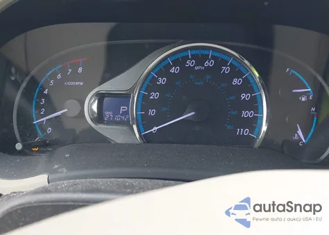 2011 Toyota Sienna Xle V6 from USA, damaged, VIN 5TDYK3DC9BS114758